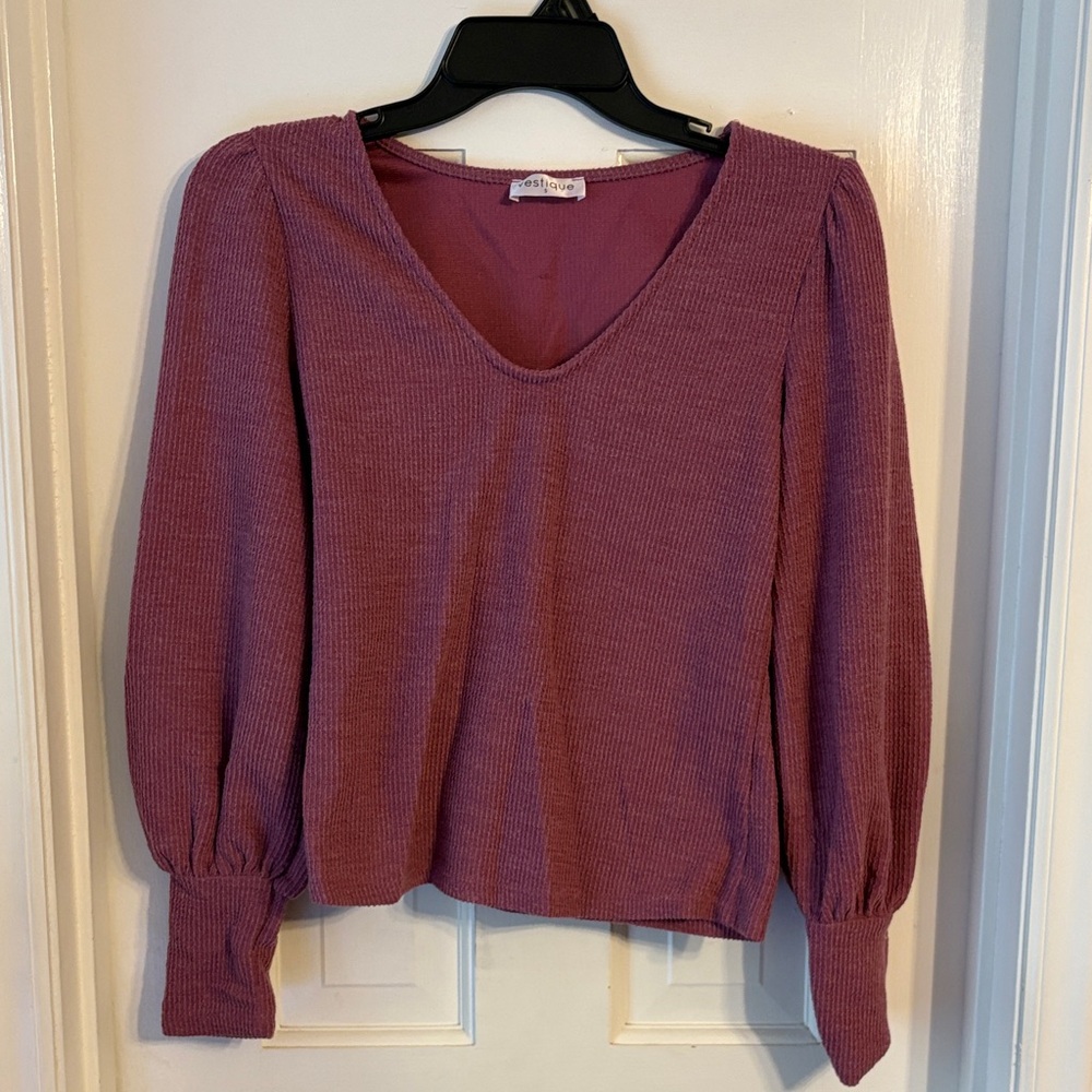 Vestique Plum V-Neck Blouse - small